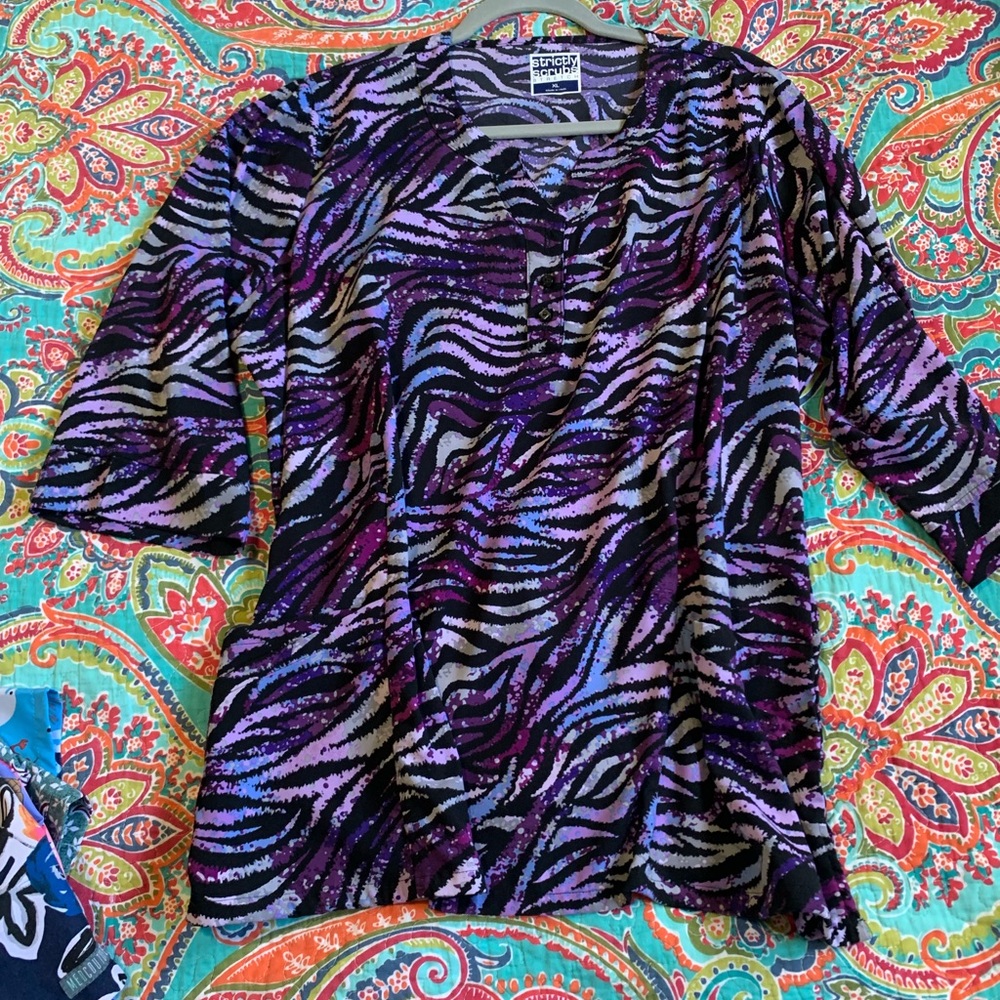 Strictly Scrubs Stretch Purple Zebra Print Scrub Top XL 3/4 Length Sleeve